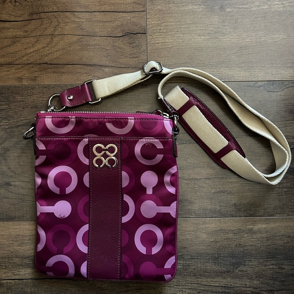 Coach Crossbody Bag - Picture 2 of 3